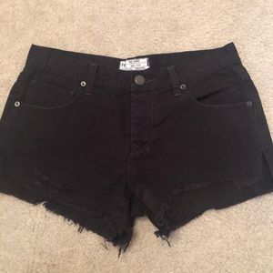 FREE PEOPLE sz 27 black shorts